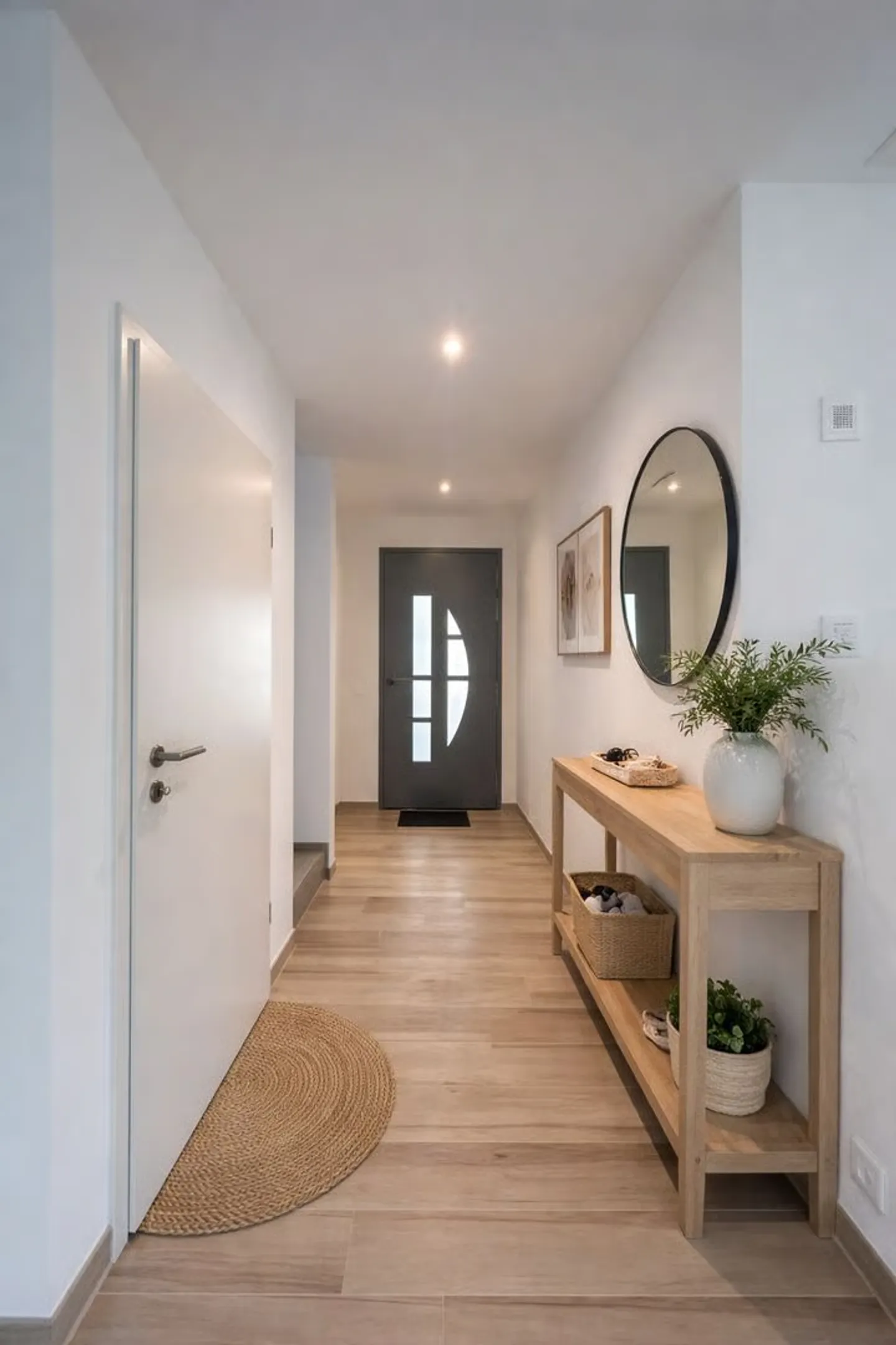 Luxusvilla in ruhigem Losone - Foto 43 von 46