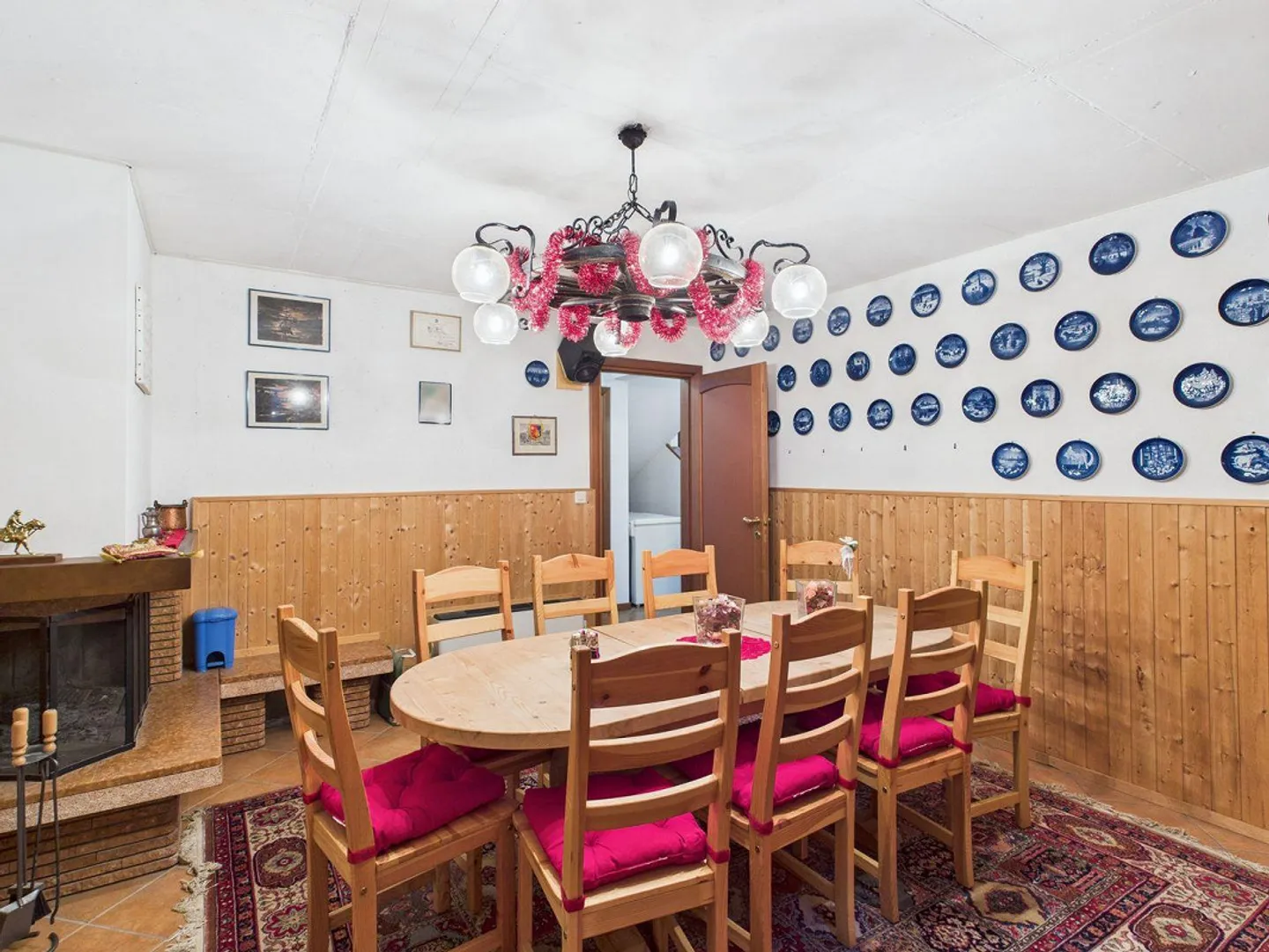 Independent Villa with Large Garden and Characteristic Grottino - Photo 26 of 26