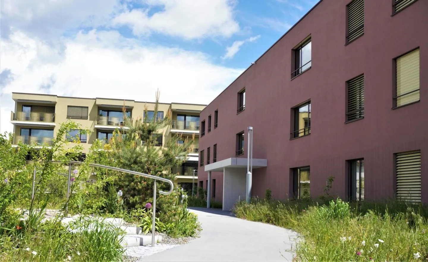 Senior Apartments: Sunny 2.5-Room Apartment at the Health Center Brugg - Photo 1 of 6