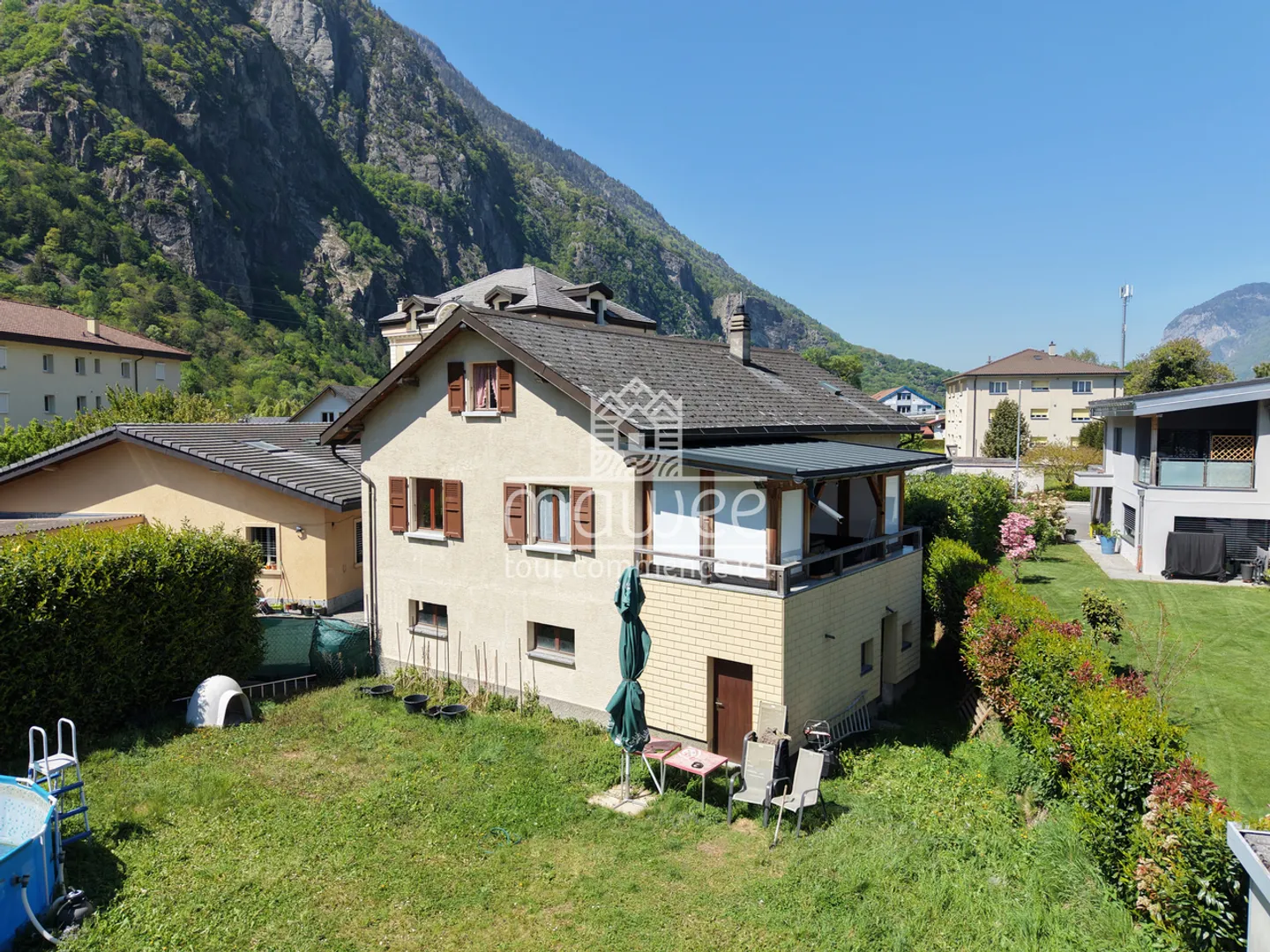 Rare on the market - Villa with studio and high potential! - Photo 2 of 15
