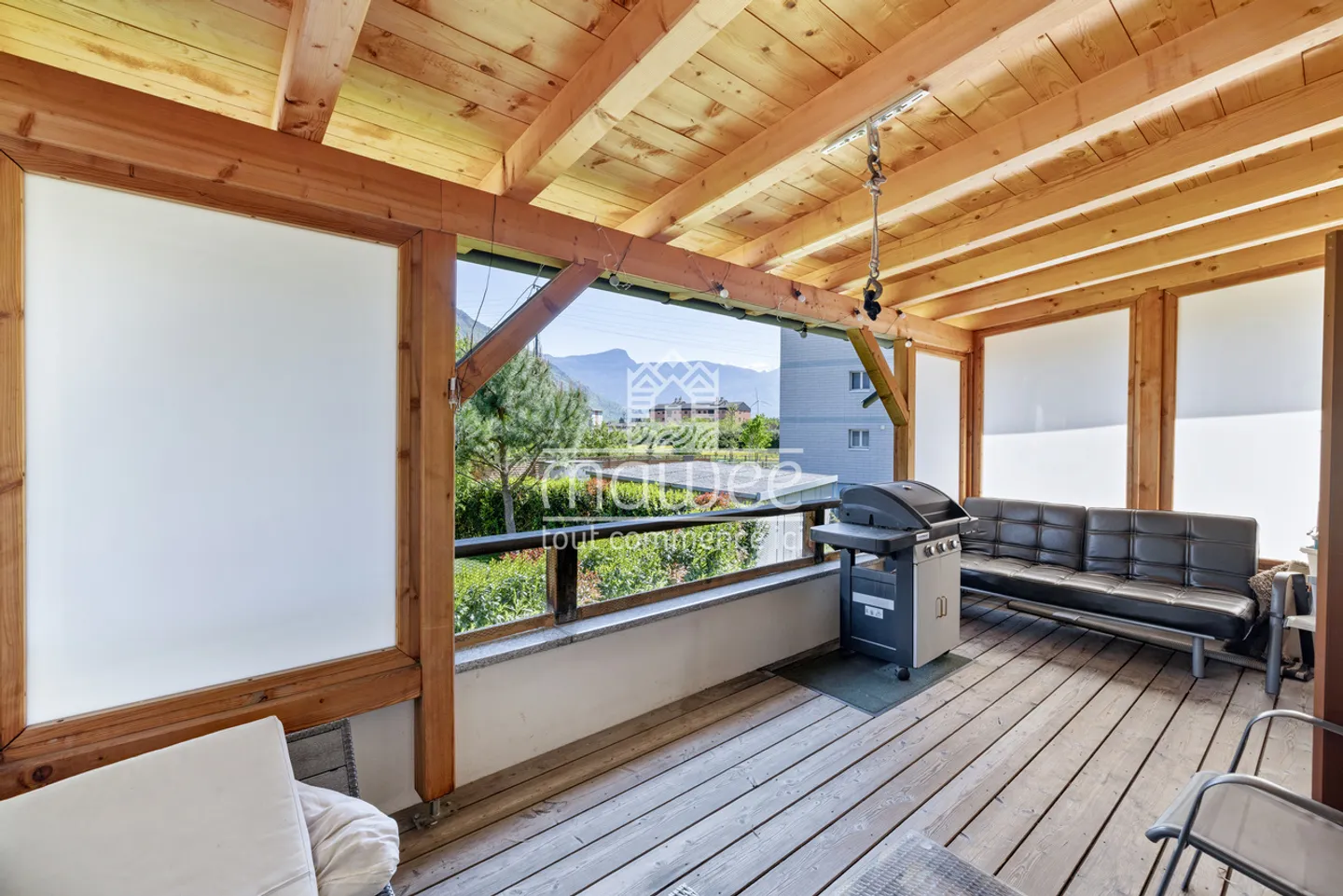 Rare on the market - Villa with studio and high potential! - Photo 1 of 15
