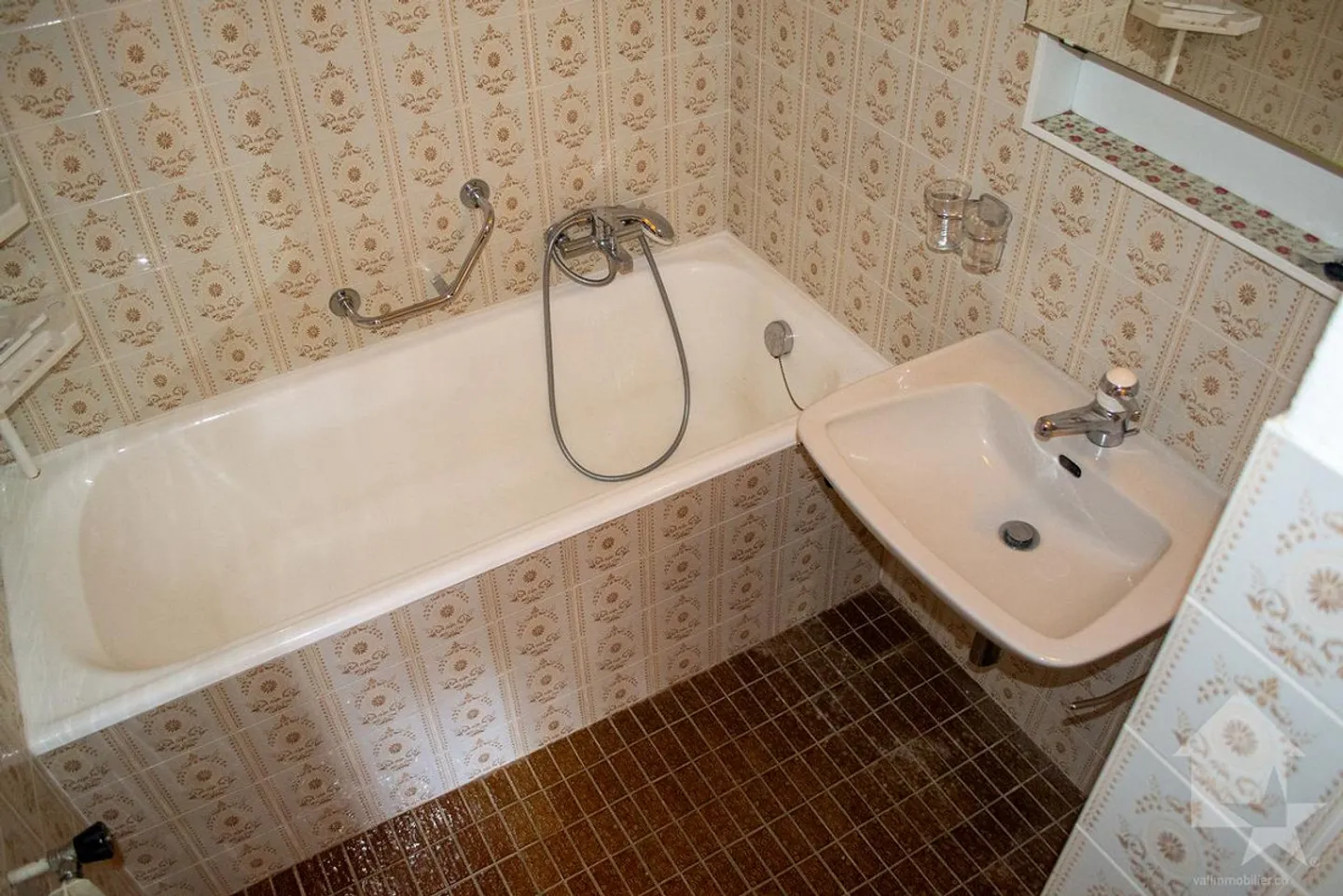 Spazioso appartamento di 4.5 locali con 108 m2, 2 balconi, vista sulle Alpi - Foto 14 di 22