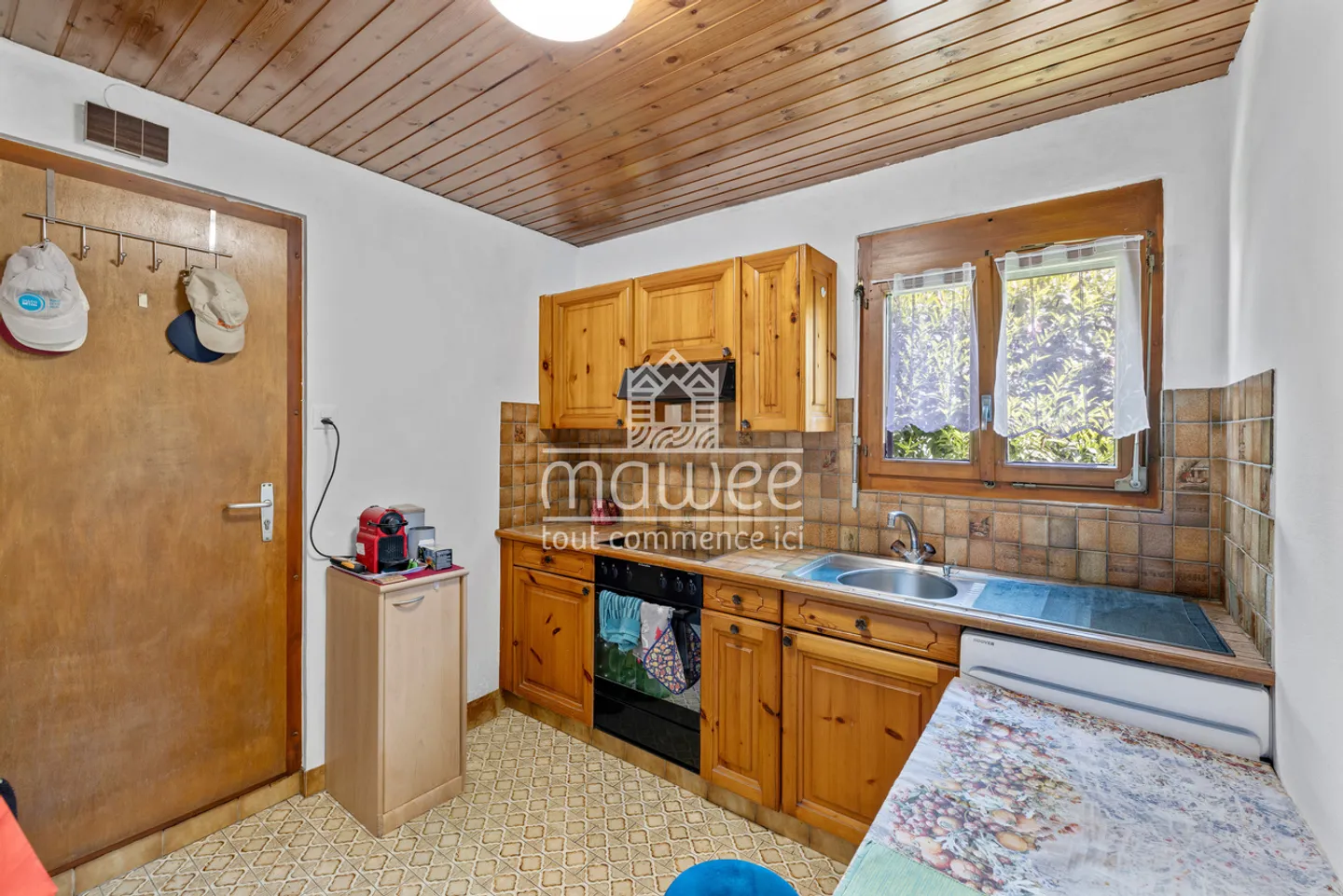 Rare on the market - Villa with studio and high potential! - Photo 12 of 15