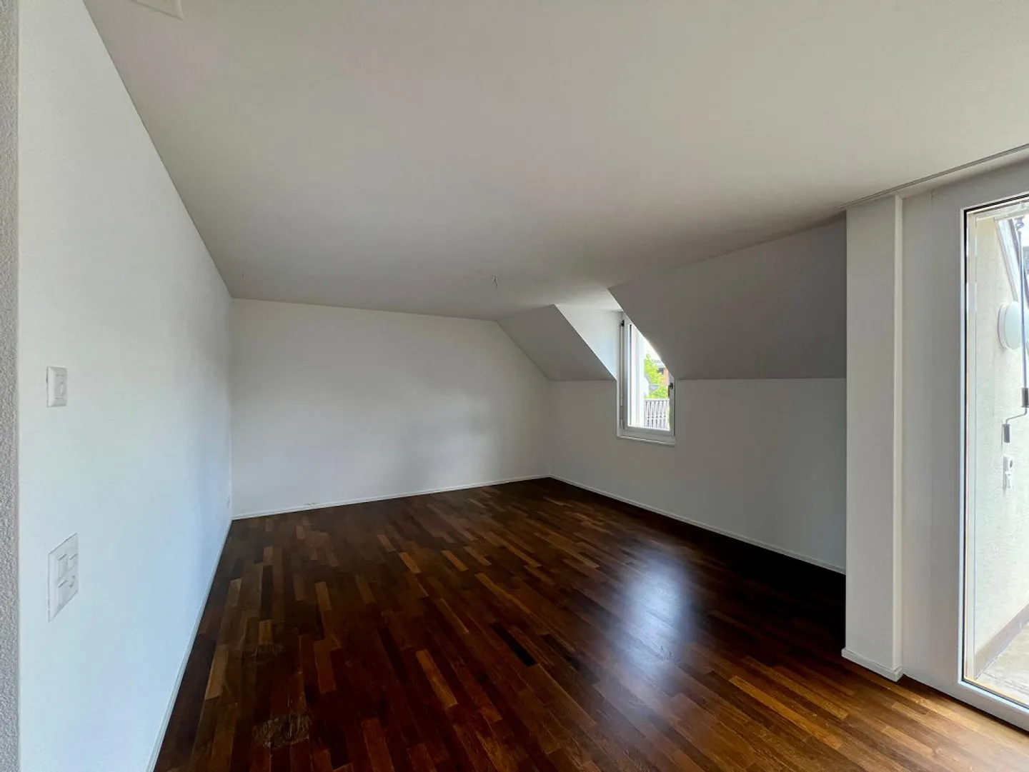 Appartement moderne de 3,5 pièces dans un endroit calme - Photo 5 sur 11