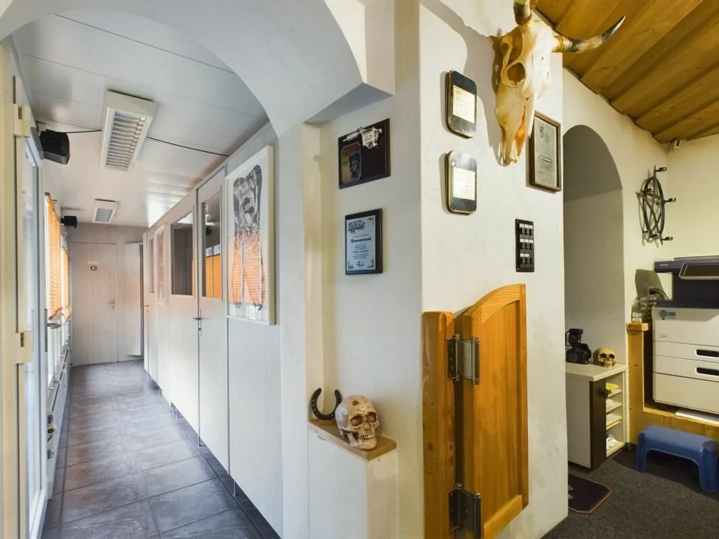 Espace commercial avec sauna et espace extérieur - idéal pour des concepts créatifs - Photo 7 sur 17