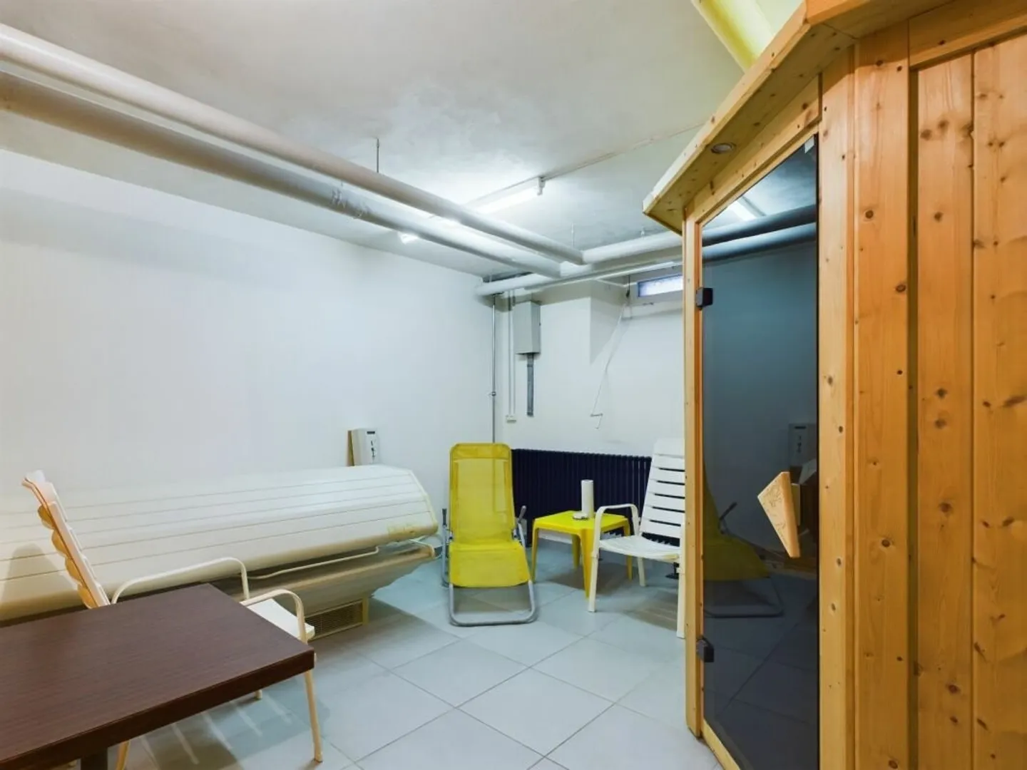 Espace commercial avec sauna et espace extérieur - idéal pour des concepts créatifs - Photo 13 sur 17
