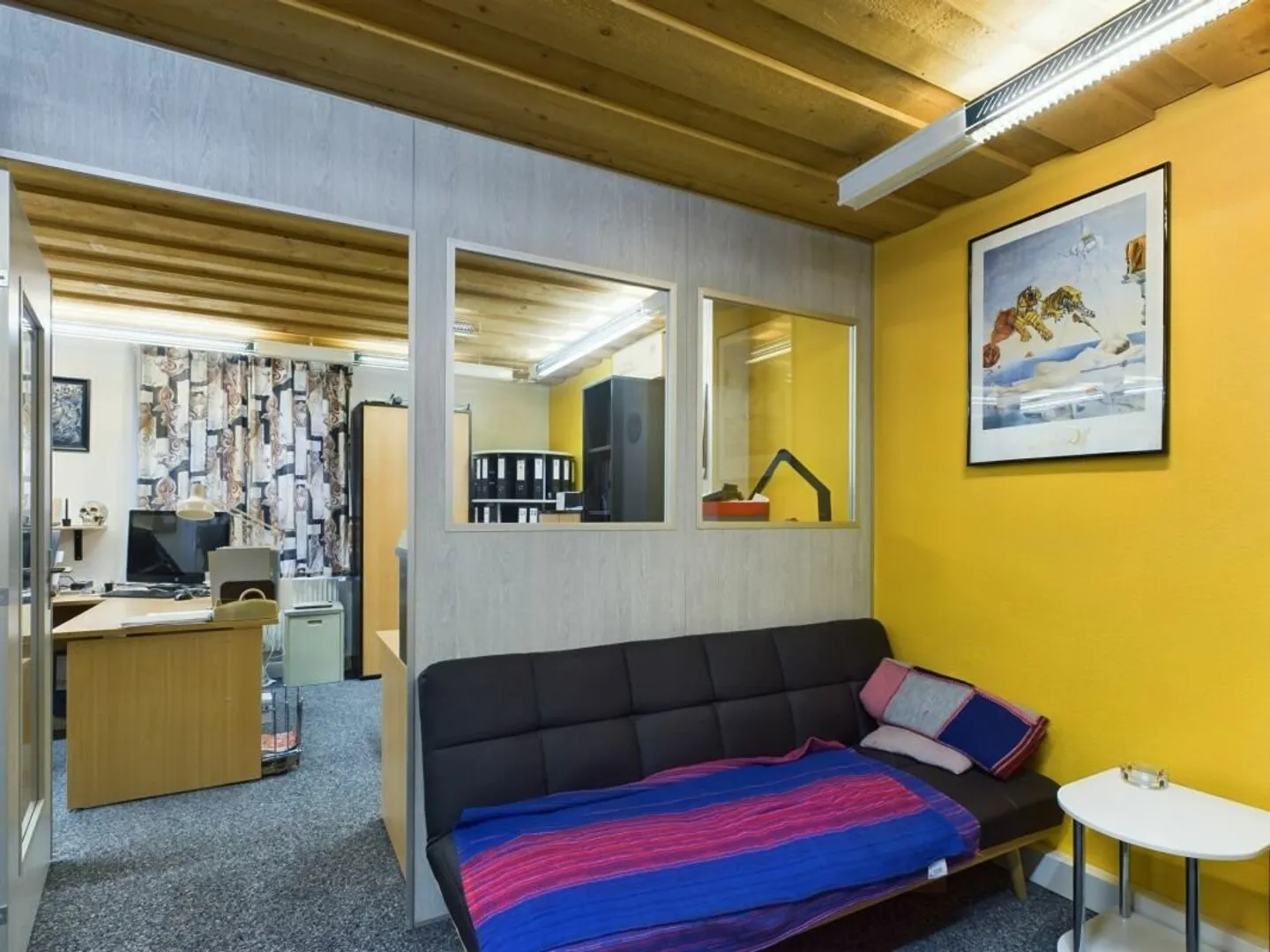 Espace commercial avec sauna et espace extérieur - idéal pour des concepts créatifs - Photo 16 sur 17