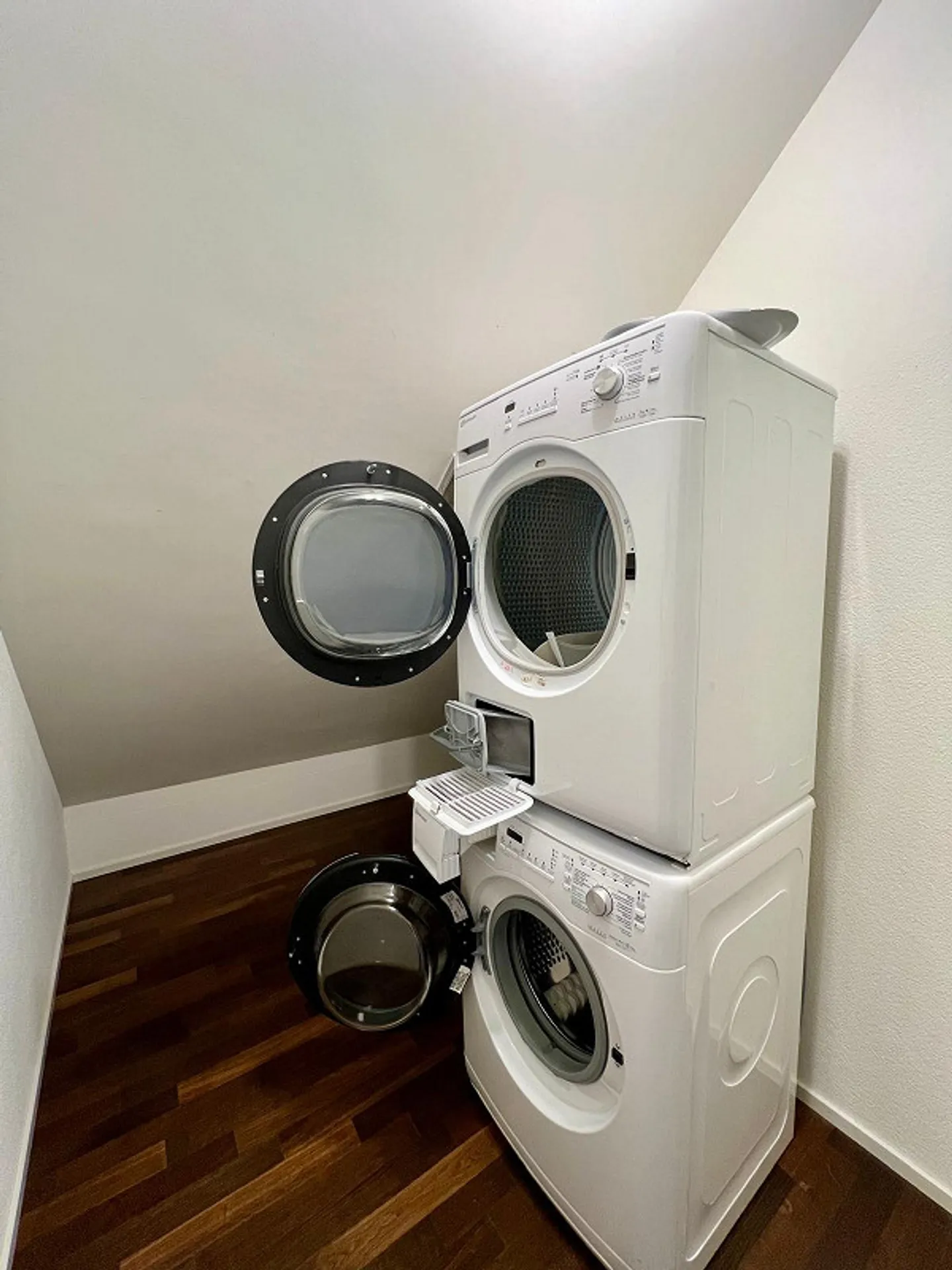 Appartement moderne de 3,5 pièces dans un endroit calme - Photo 11 sur 11