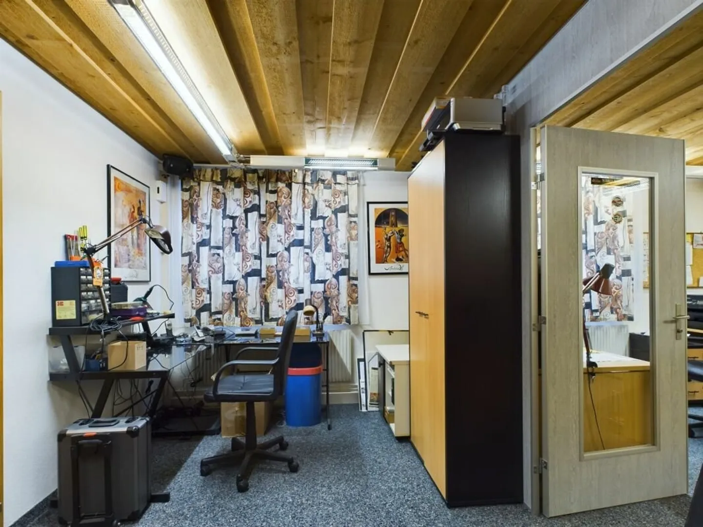 Espace commercial avec sauna et espace extérieur - idéal pour des concepts créatifs - Photo 15 sur 17