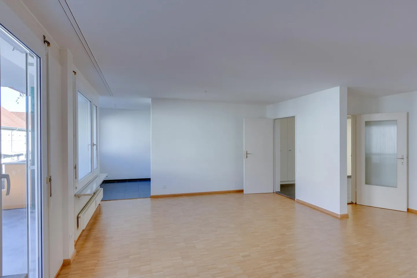 Vivere modernamente in una posizione tranquilla.... - Foto 4 di 10
