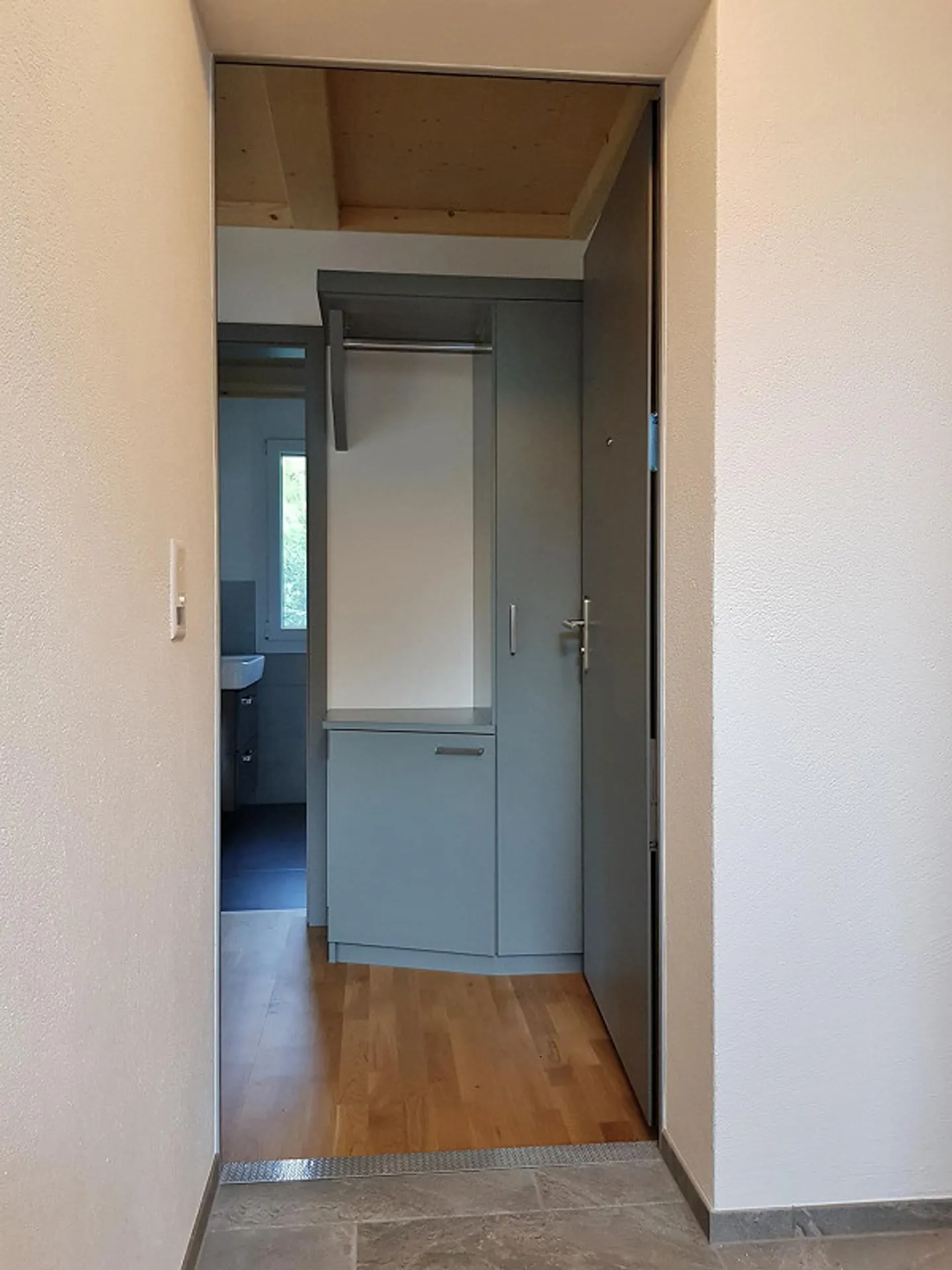 charming 3.5 room apartment with a large terrace - Photo 6 of 20