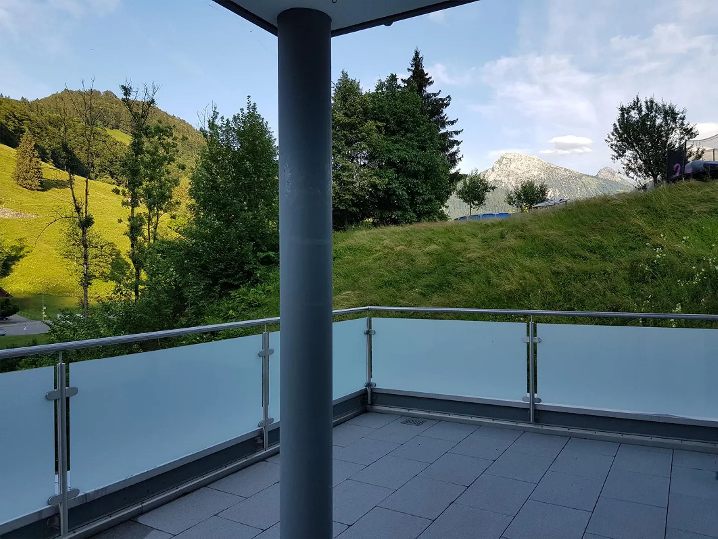 charming 3.5 room apartment with a large terrace - Photo 16 of 20
