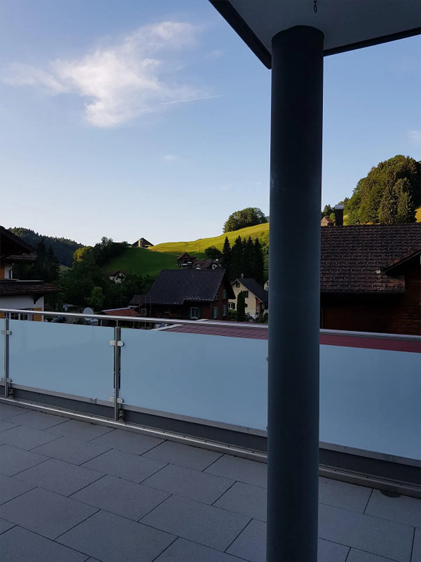 charming 3.5 room apartment with a large terrace - Photo 18 of 20