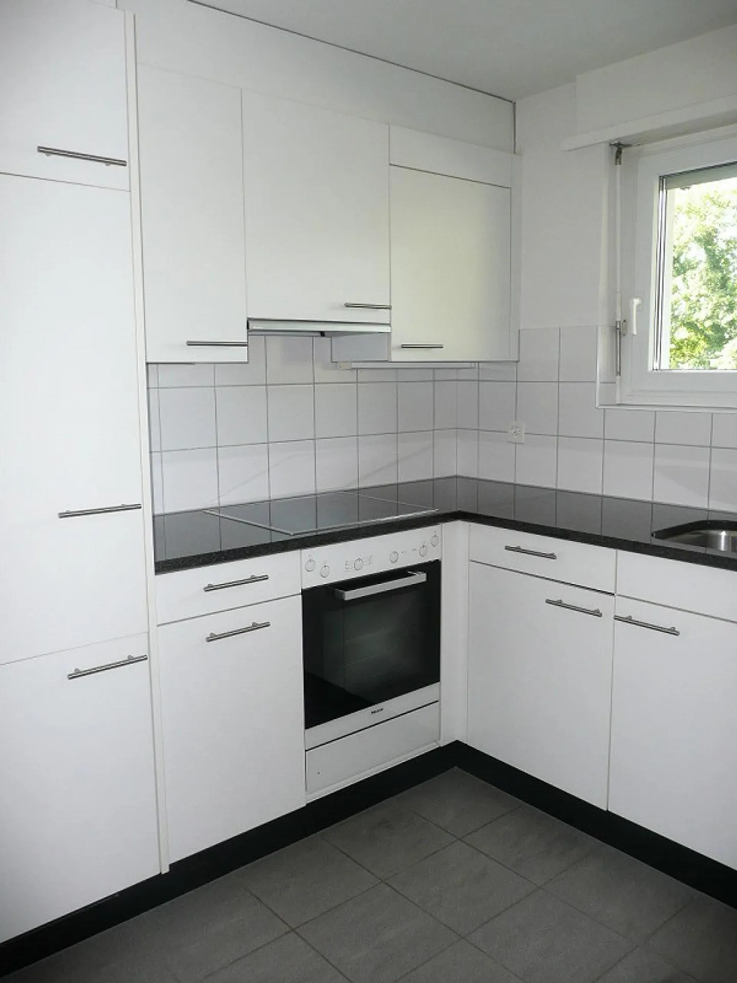 Apartment for rent - Photo 1 of 3