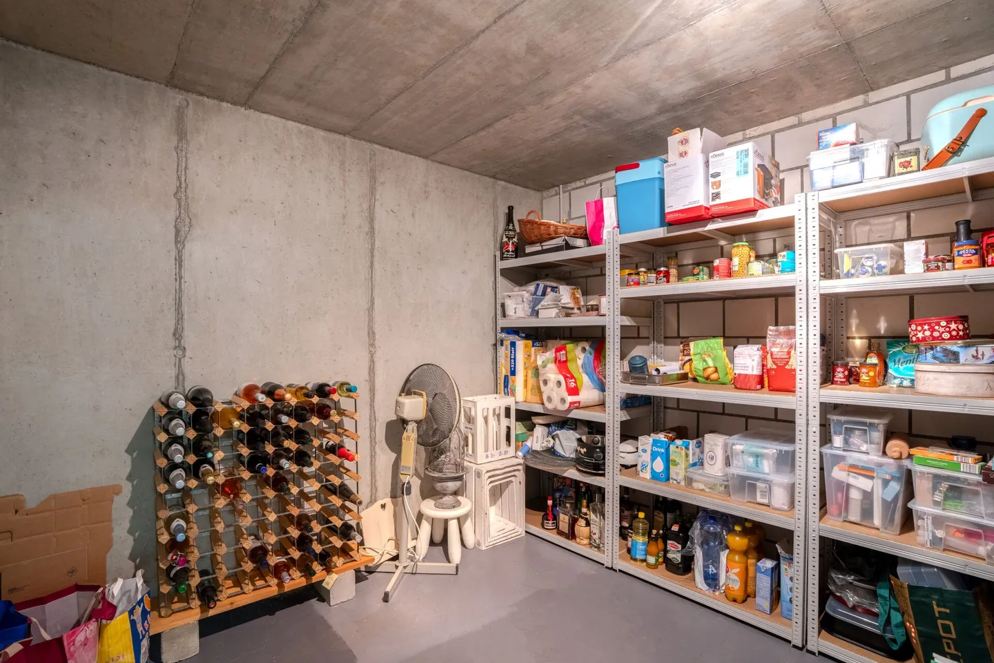 Modern 5.5-room semi-detached house with carport - Photo 16 of 22