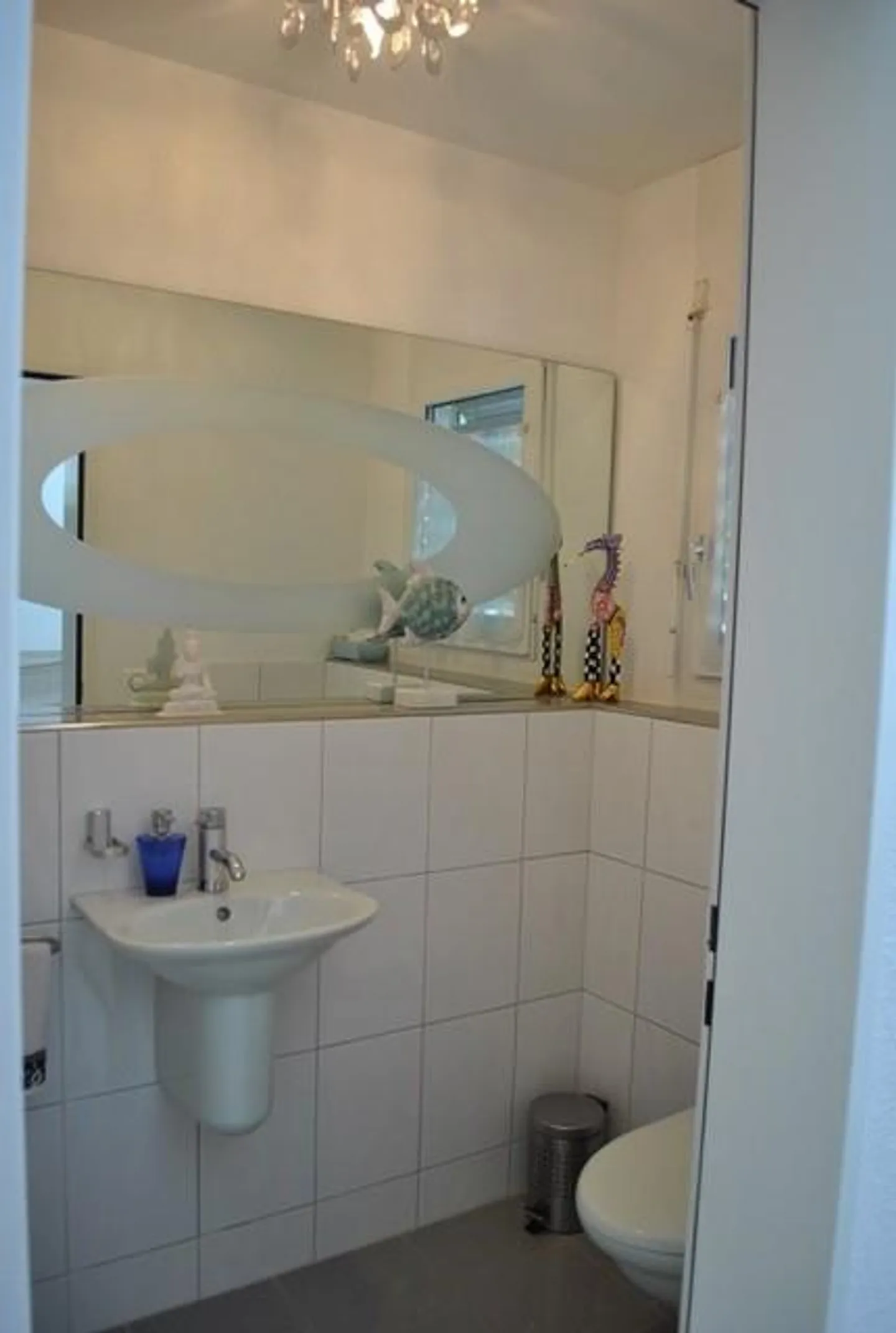 Spacious, modern single-family home in a quiet location in Züberwangen - Photo 16 of 19