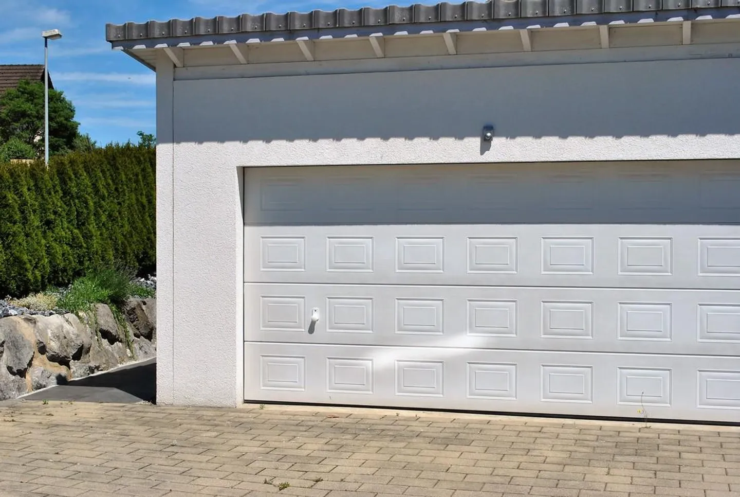 Spacious, modern single-family home in a quiet location in Züberwangen - Photo 18 of 19