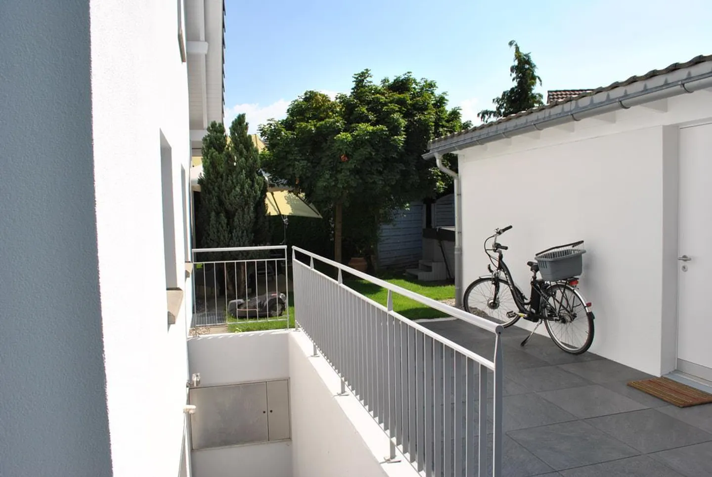 Spacious, modern single-family home in a quiet location in Züberwangen - Photo 19 of 19
