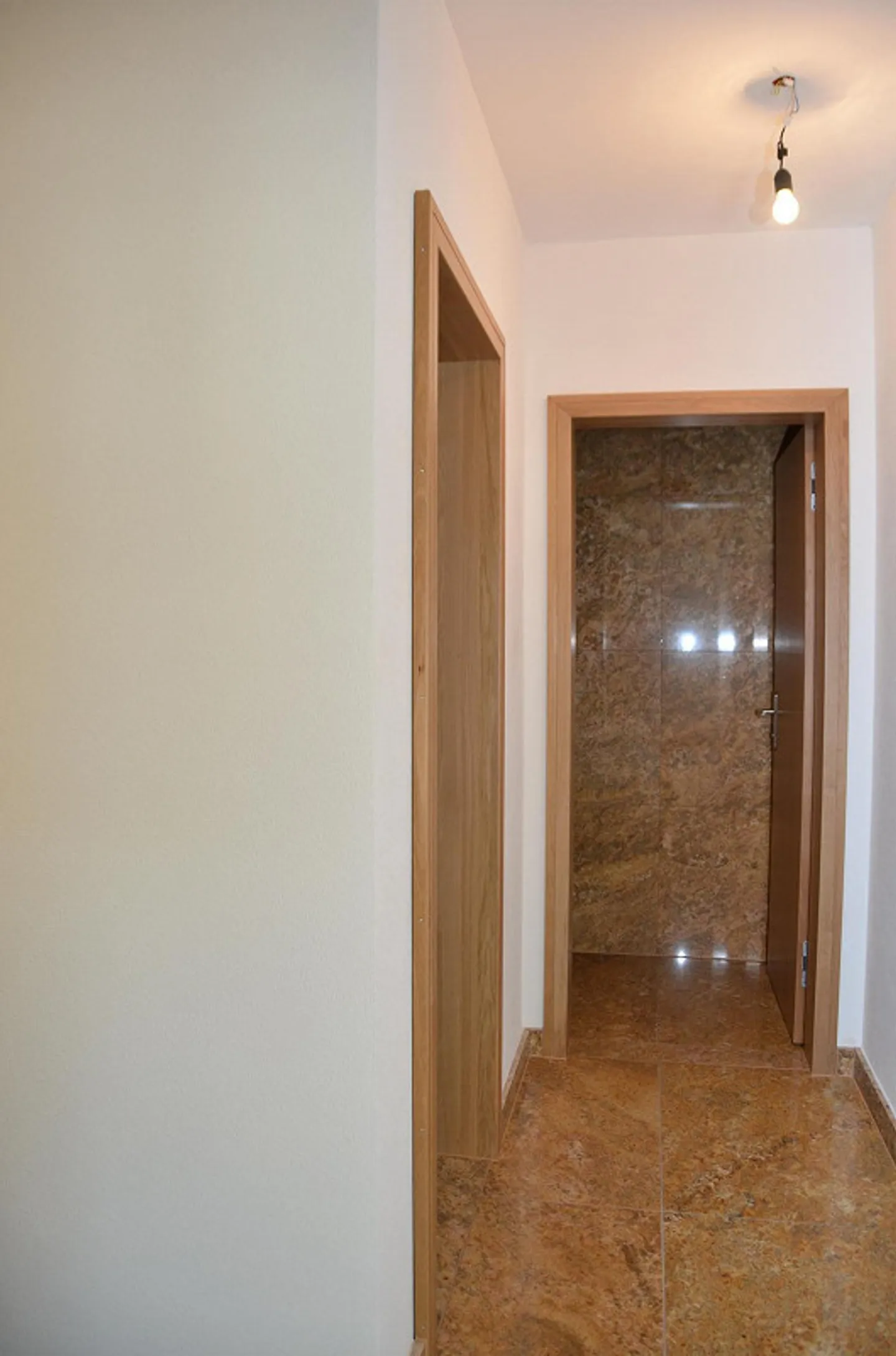 Locali commerciali con vetrina - Foto 6 di 7