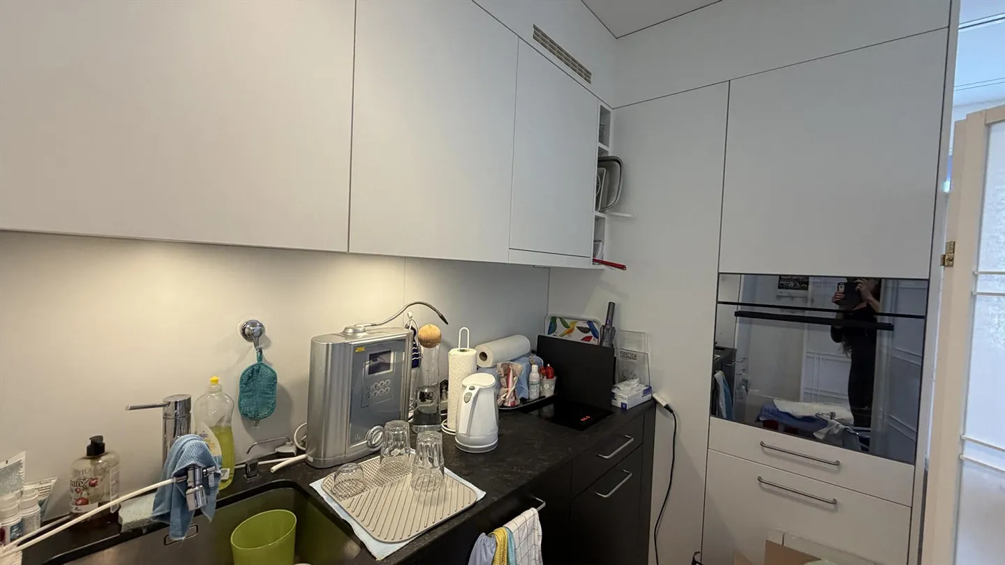 Living studio, therapy room or office with parking (0B) - Photo 12 of 16