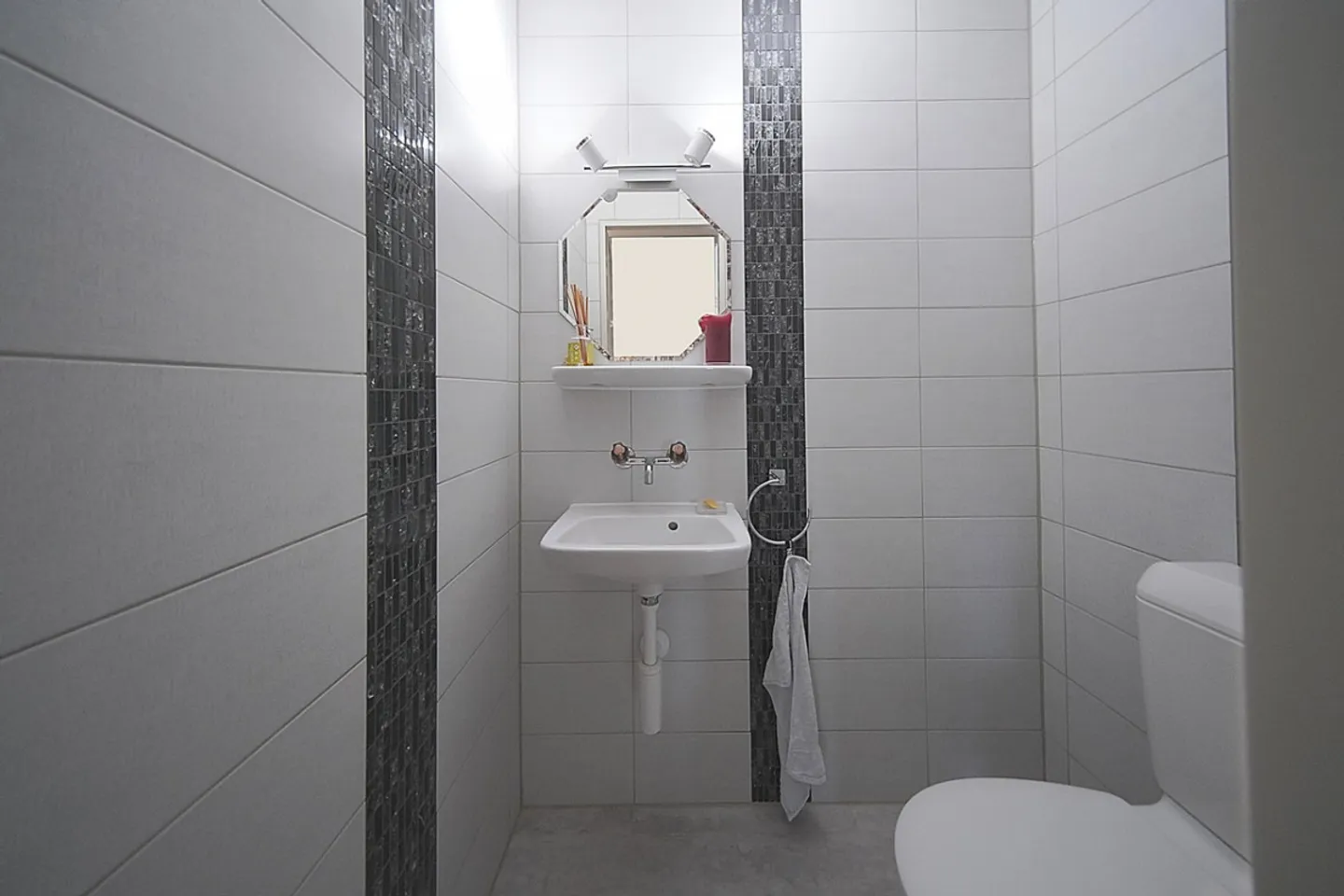 Spacieux appartement avec jardin - Photo 11 sur 13