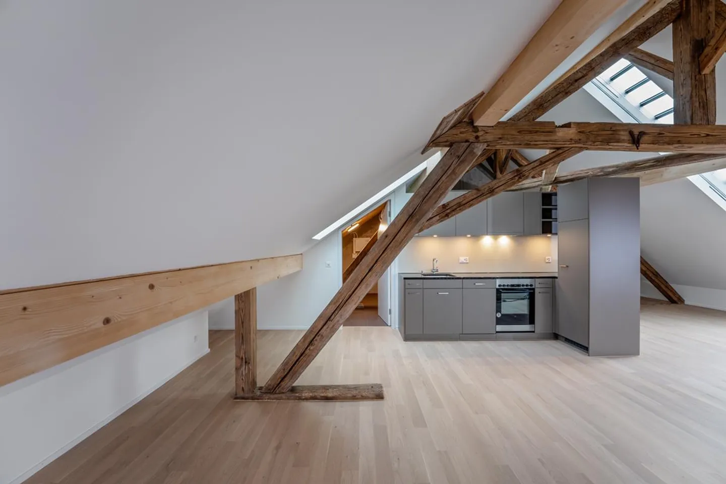 Modern Loft Penthouse Apartment in a Listed Farmhouse - Photo 2 of 8