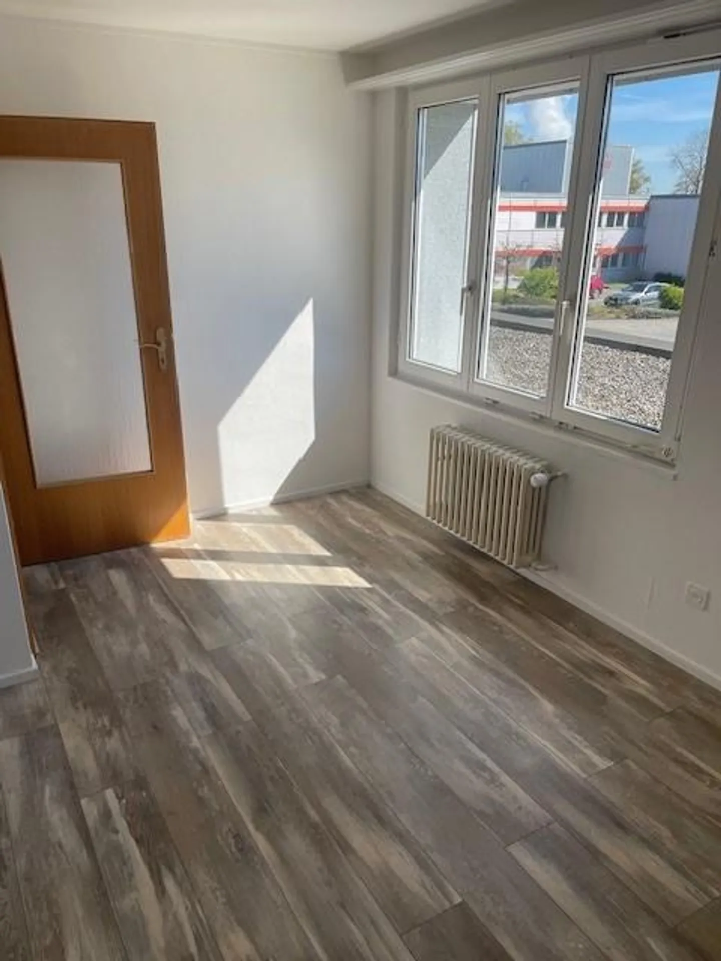 Appartement de 4 pièces directement à la gare - Photo 4 sur 9