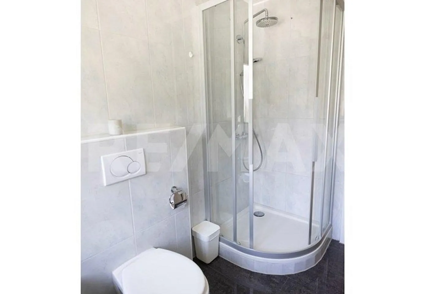 Appartamento elegante di 3,5 stanze con una sensazione di spazio generosa - Foto 9 di 9