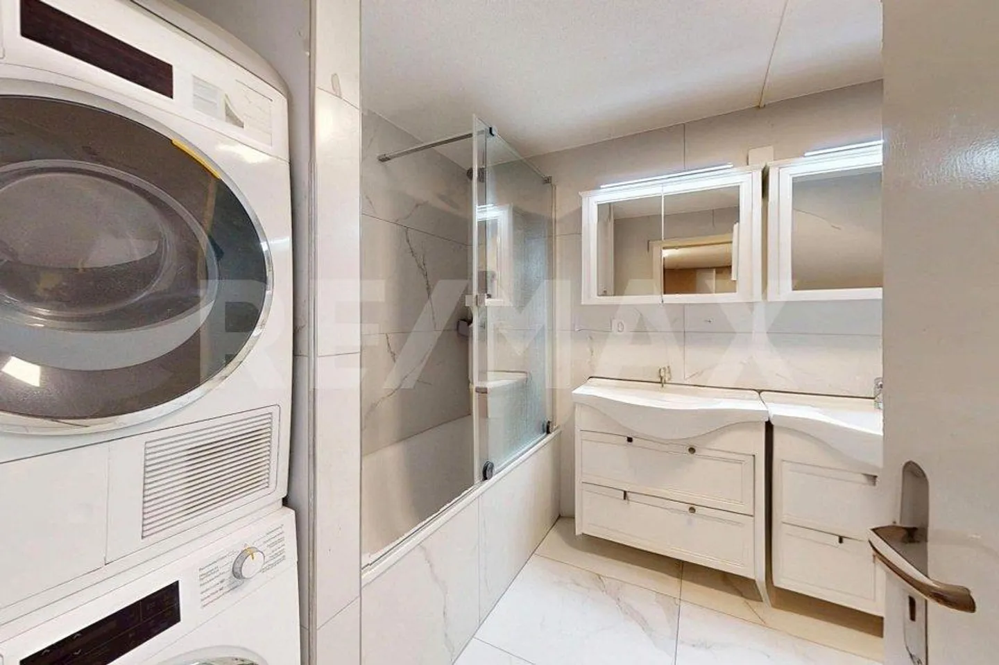 Benvenuto a casa! La tua oasi di benessere con charme - Foto 9 di 13