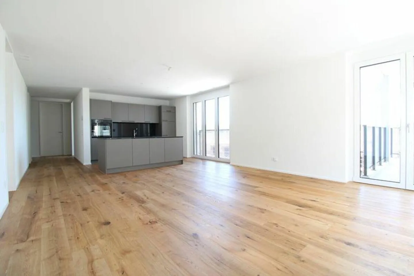 Appartement de 3,5 pièces au rez-de-chaussée avec un espace extérieur généreux (C 0.5) - Photo 10 sur 12