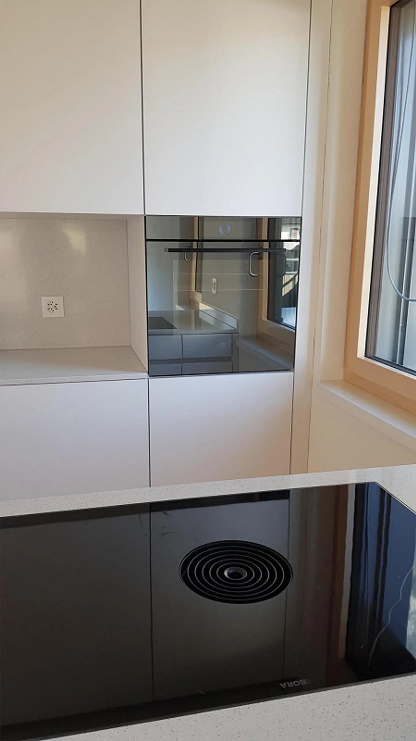 Moderne 4.5-Zimmer-Wohnung mit Balkonen - Foto 6 von 10