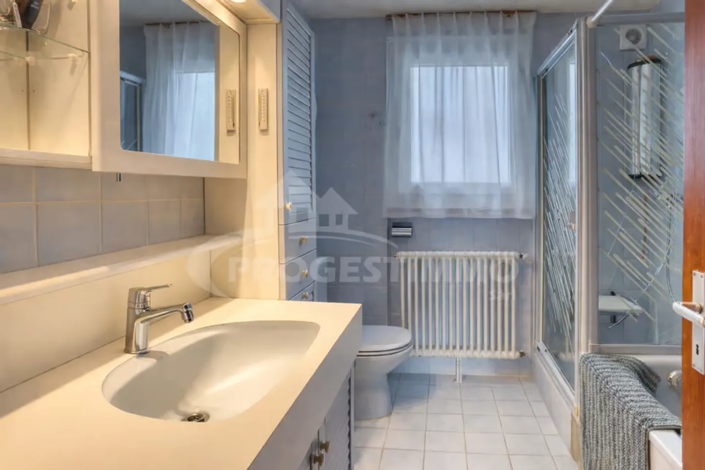 COMPLESSO IMMOBILIARE CON TERRENO EDIFICABILE IN STAZIONE - Foto 10 di 13
