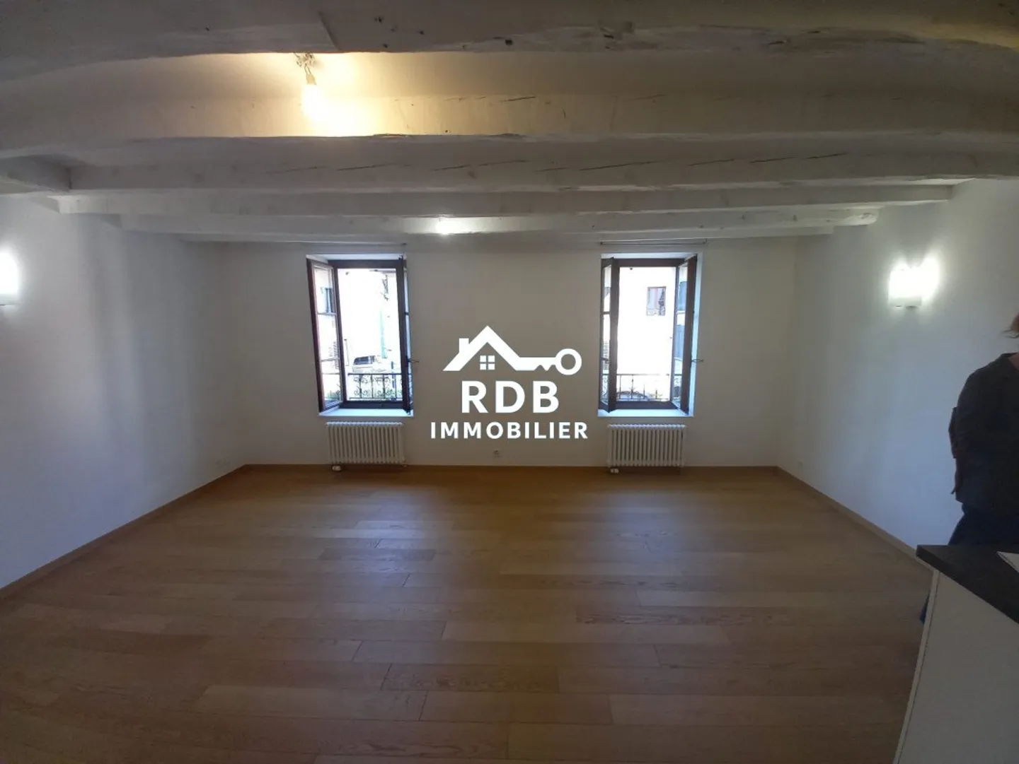 2,5-Zimmer-Wohnung im 1. Stock ohne Aufzug in Chêne-Bourg 1225 - Foto 2 von 8