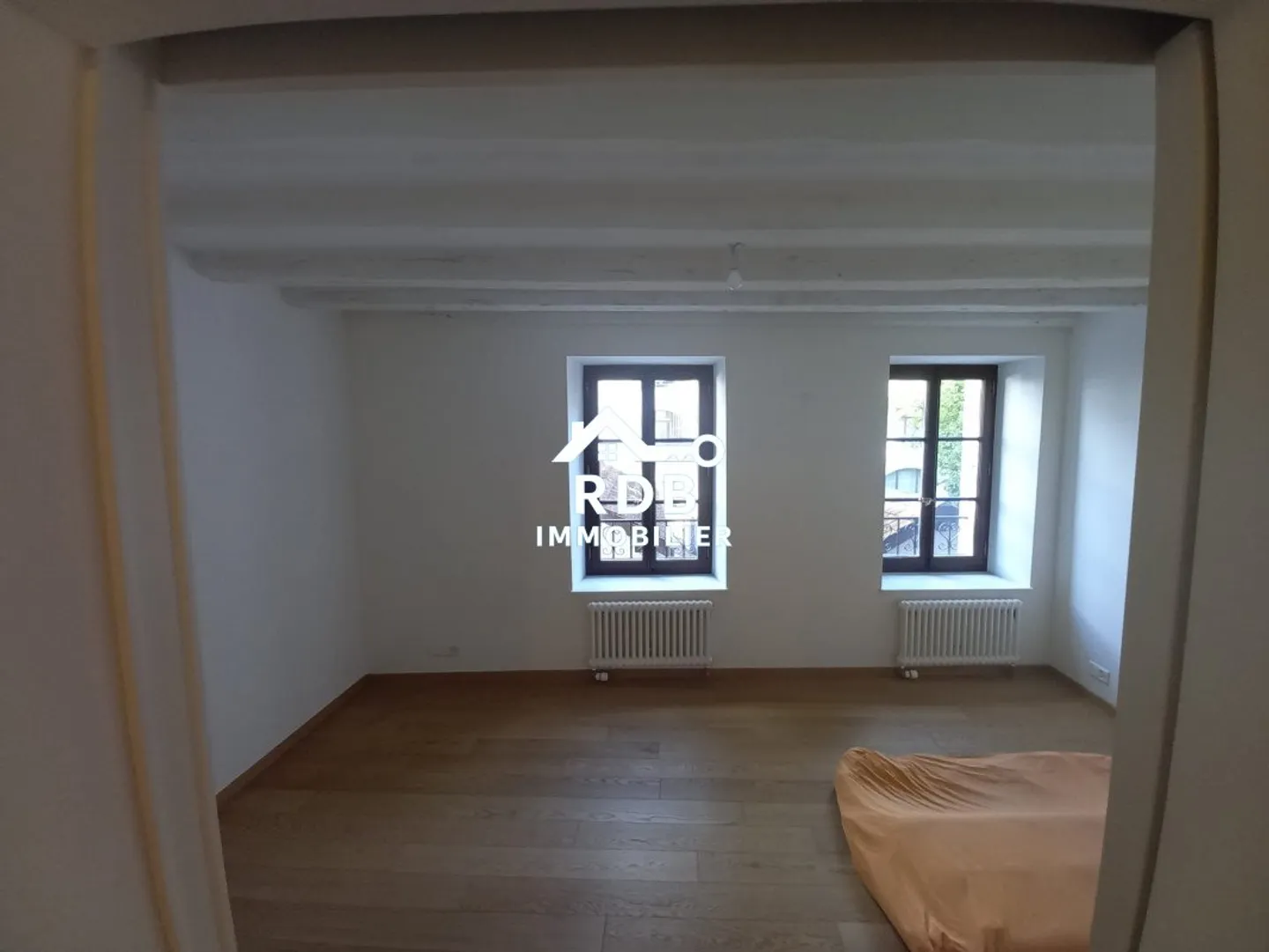 2,5-Zimmer-Wohnung im 1. Stock ohne Aufzug in Chêne-Bourg 1225 - Foto 4 von 8