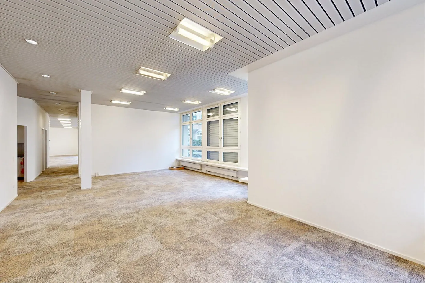 Disponible à la location immédiatement : espace de bureau agrandi près de la gare d'Enge - Photo 4 sur 9