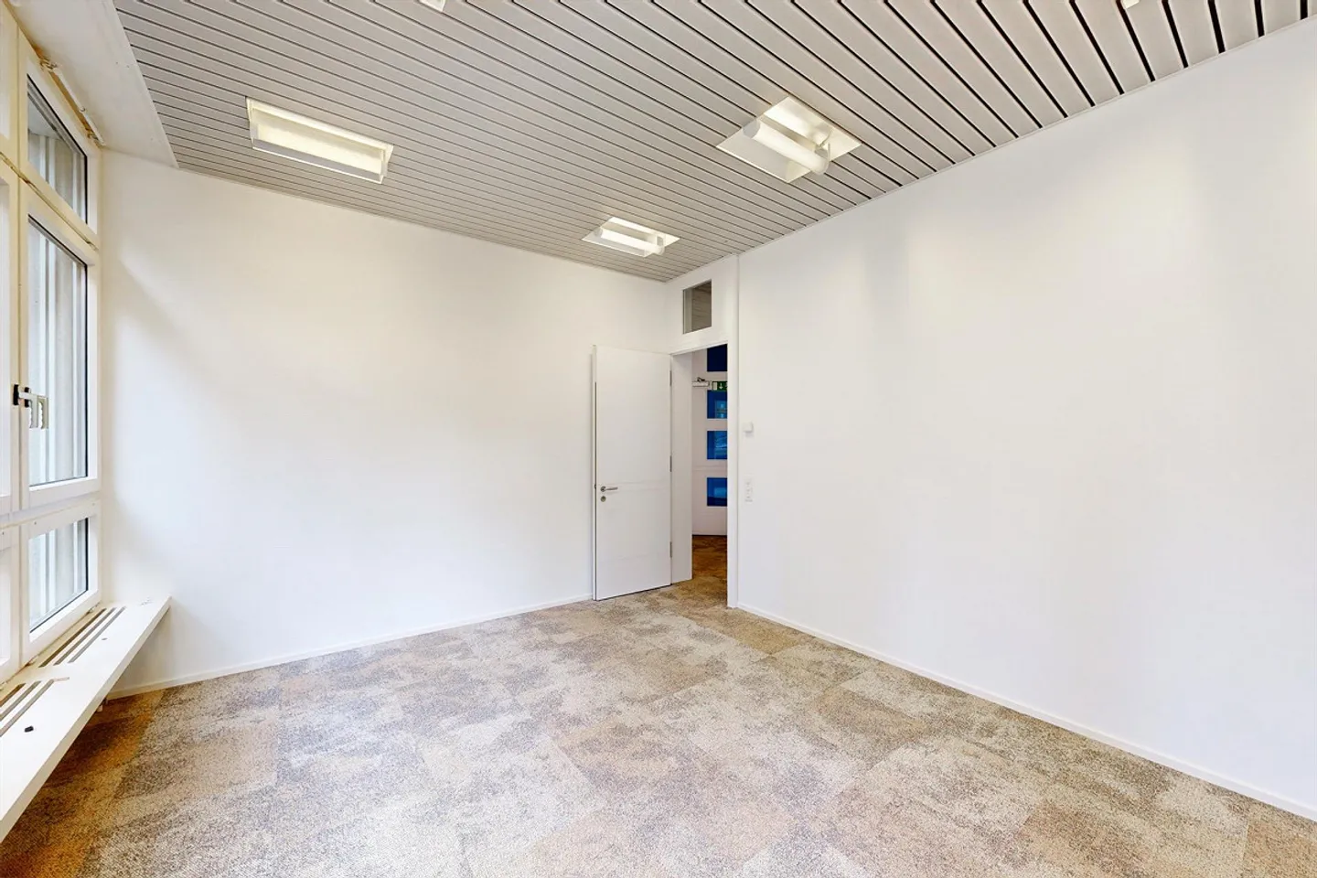 Disponible à la location immédiatement : espace de bureau agrandi près de la gare d'Enge - Photo 6 sur 9
