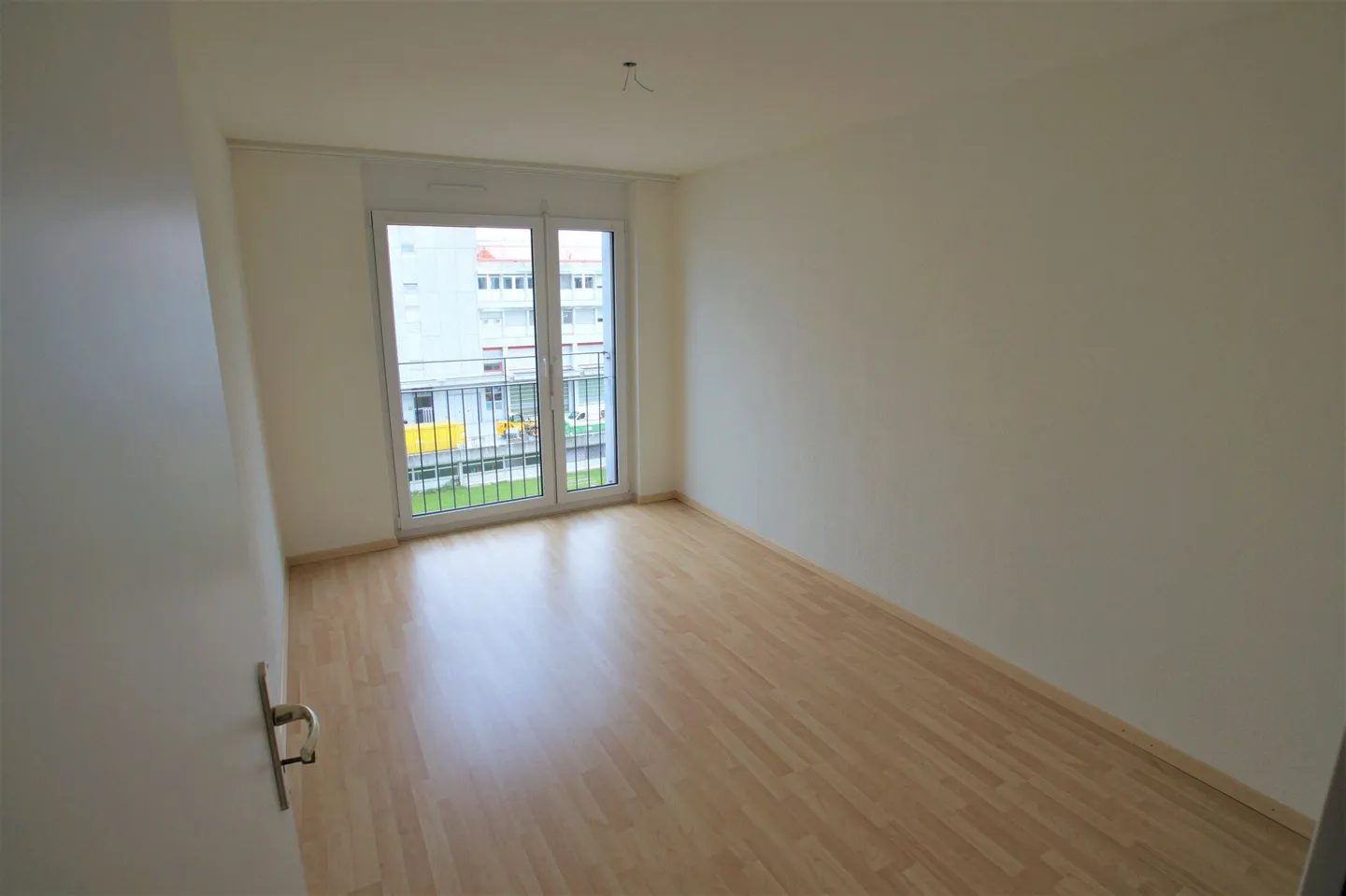 2.5 ZW: Helle Wohnung mit Waschturm - Foto 4 von 7