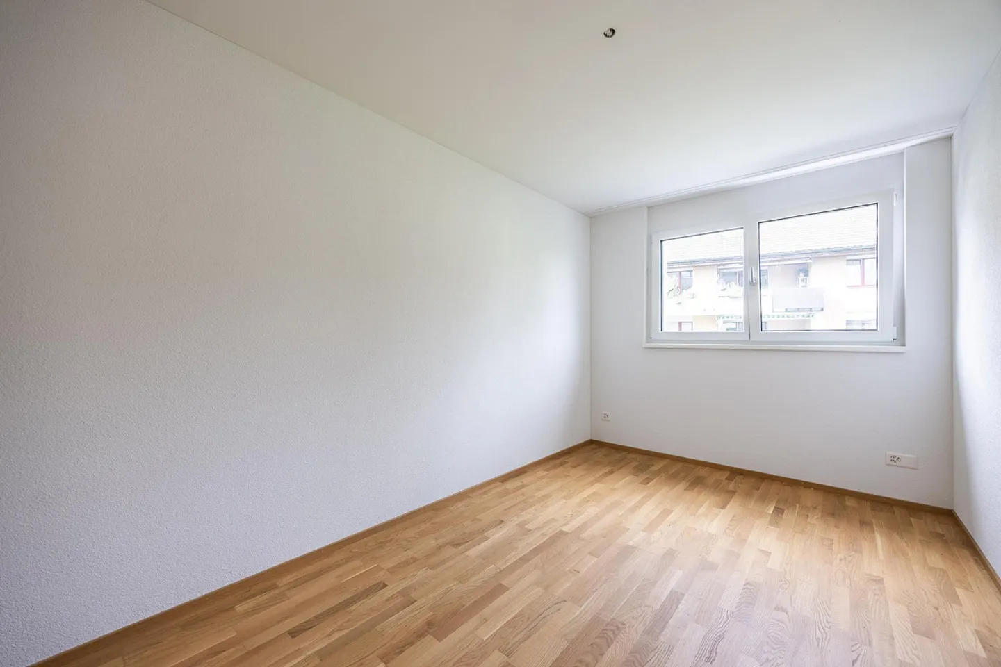 new 4.5-room condominium - Photo 2 of 8