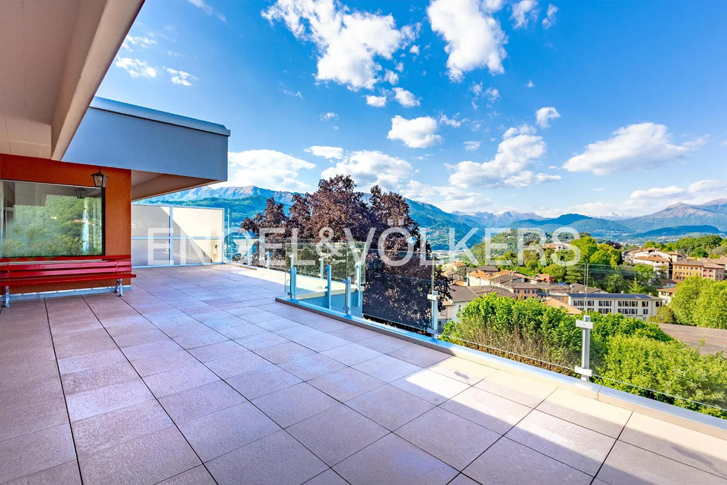 Oasis of peace with terrace and lake view in Montagnola (124) - Photo 6 of 13