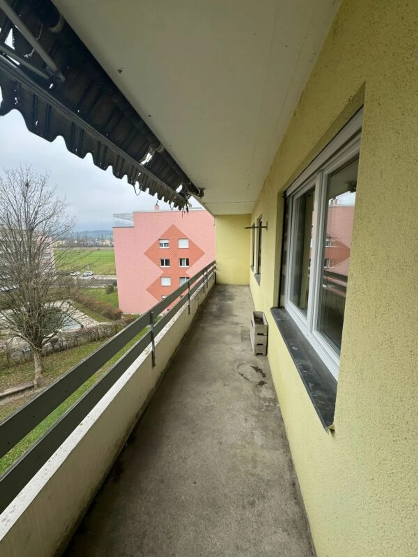 Appartamento 4.5 locali, 3° piano, ascensore, piscina - Foto 7 di 8