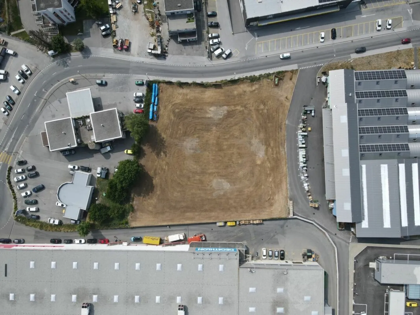 Handel 111,69 m2 in Conthey - Foto 1 von 9