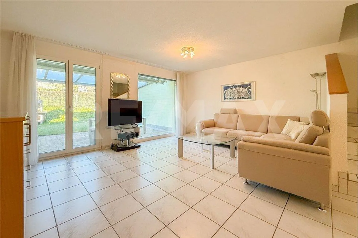 Maison de ville de 5,5 pièces bien entretenue à vendre à Hellikon - Photo 4 sur 13