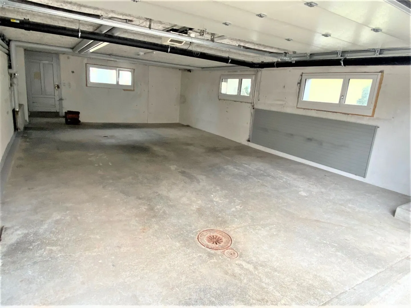Spacious commercial space in the southern quarter - Photo 2 of 4