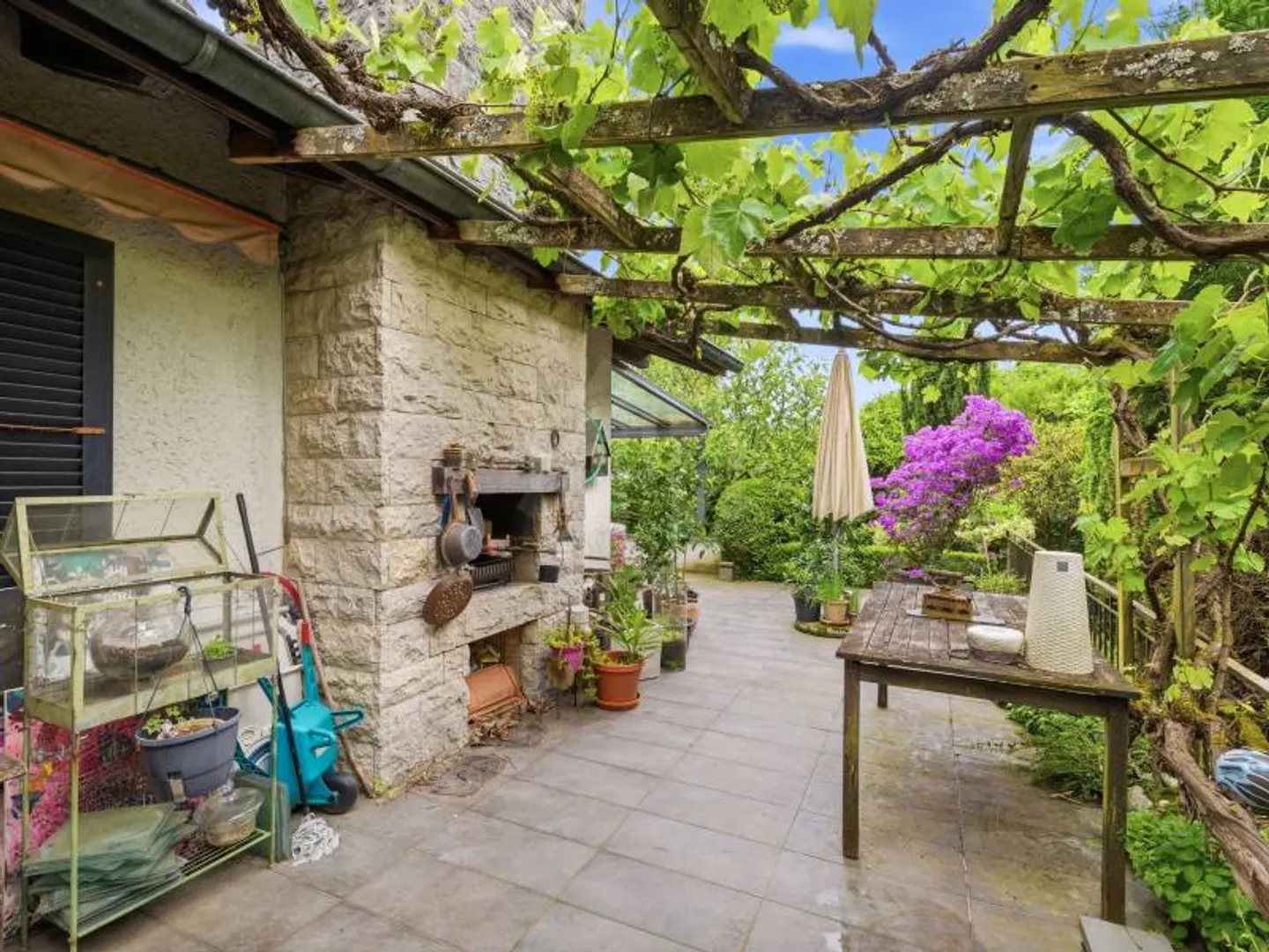Incantevole Casa Familiare a Commugny - Foto 3 di 10