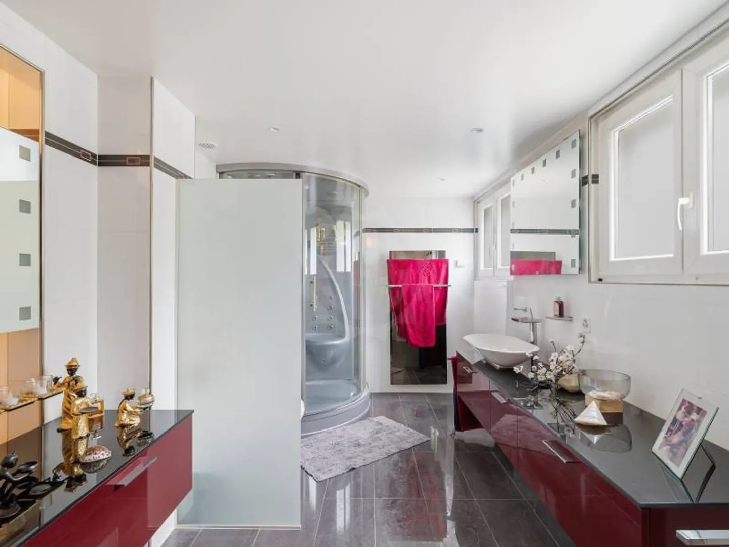 Incantevole Casa Familiare a Commugny - Foto 8 di 10