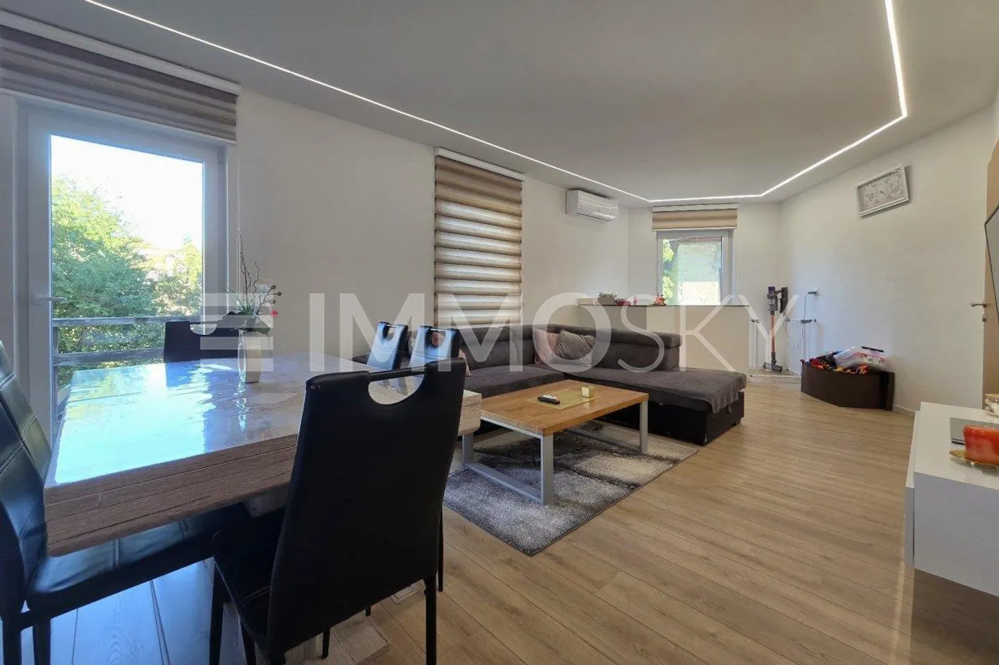 Ideal investor two renovated apartments in Ardon. - Photo 2 of 5