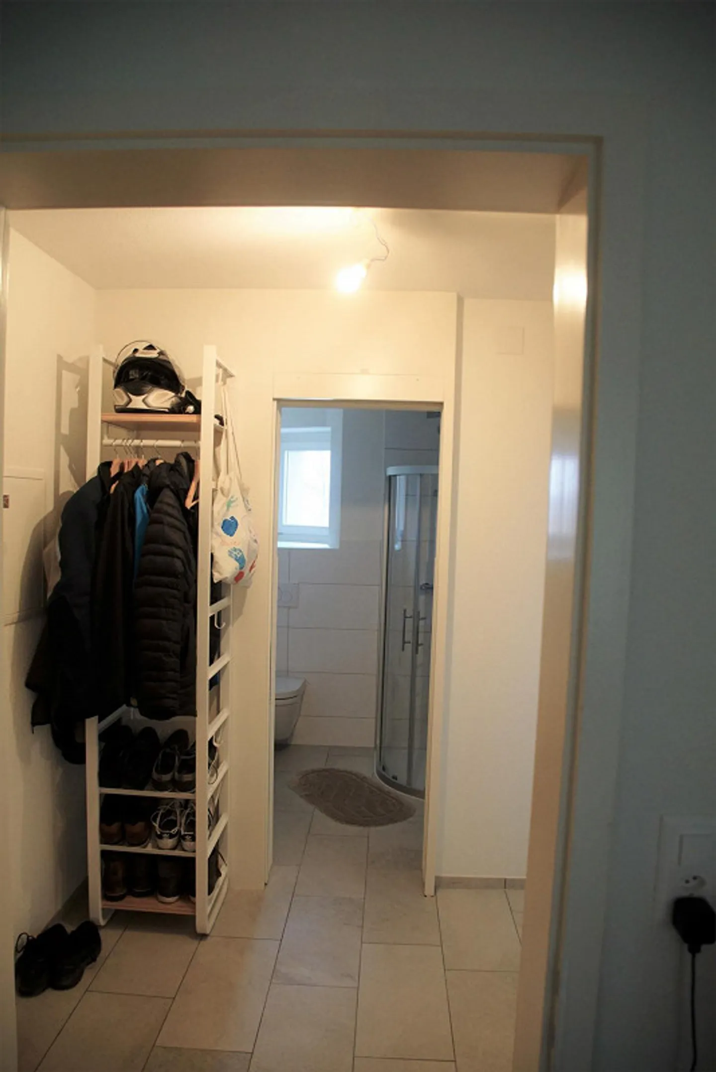 Newly renovated 3-room apartment in a quiet and central location - Photo 8 of 16