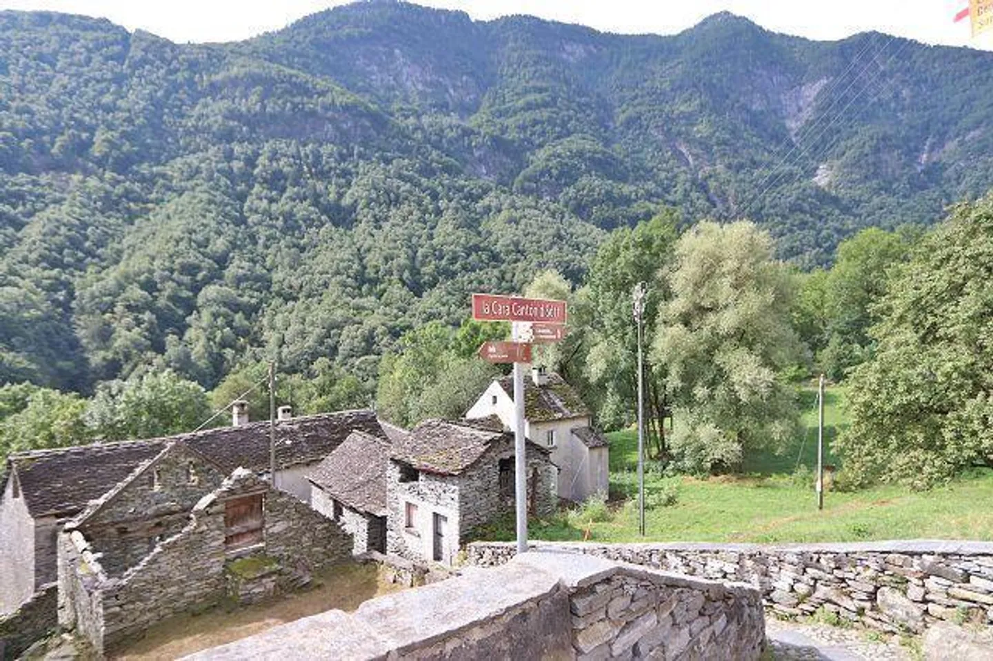 rustico di 5 locali e grande casa da ristrutturare - Foto 1 di 36