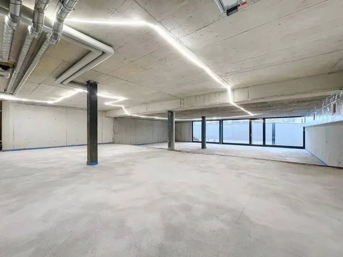 Negozio in affitto - Foto 2 di 8