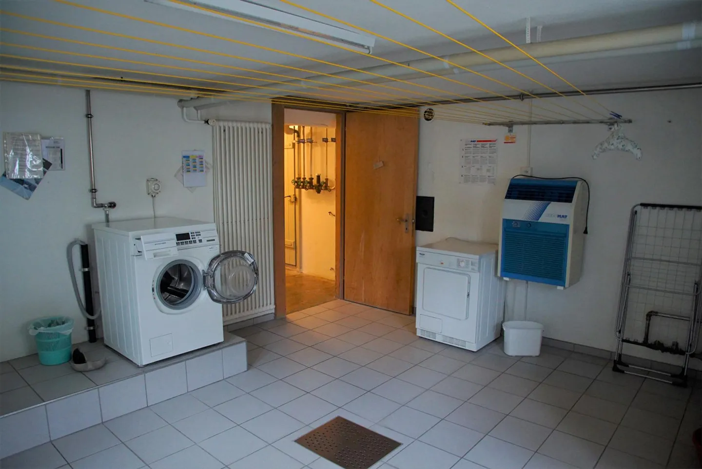 Newly renovated 3-room apartment in a quiet and central location - Photo 13 of 16